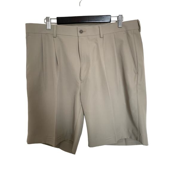 Golf shorts size 38  khaki  by Louis Raphael - Picture 1 of 5